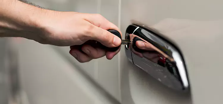 Why Choose Our Auto Locksmith Team in Rogers, AR?