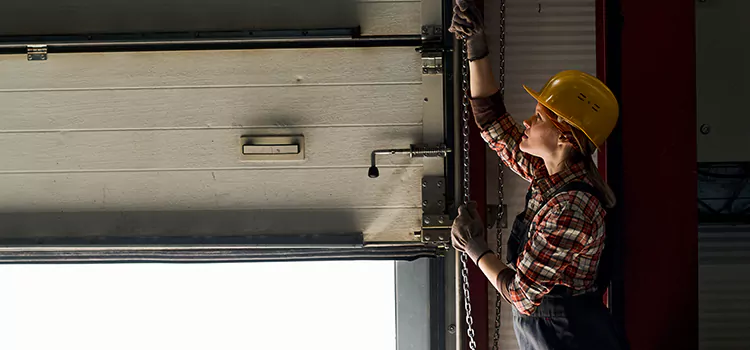 Addressing Common Garage Door Stoppage Issues in Rogers, AR